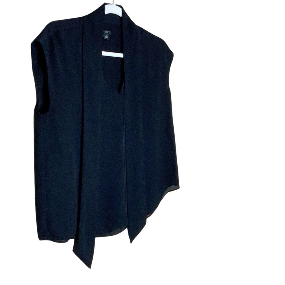 Ann Taylor Black Sleeveless Blouse with bow. - Picture 2 of 5